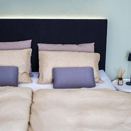 Arnold's Nest Kotlje