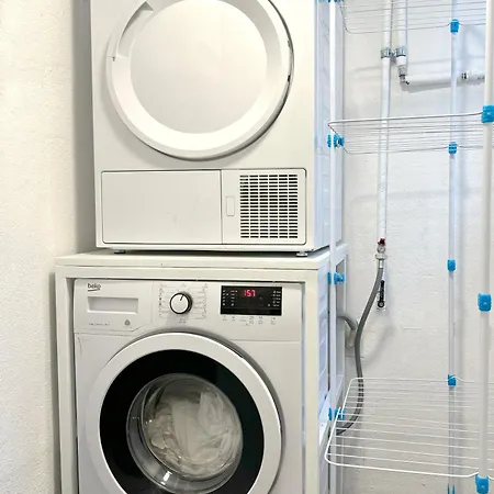 Arnold's Nest Vila *