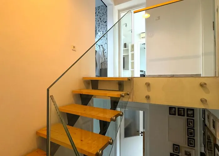 Arnold's Nest Villa *