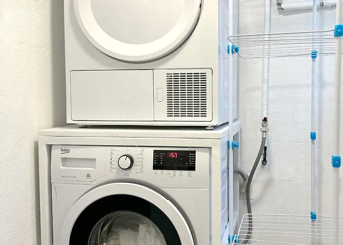 Arnold's Nest Villa *